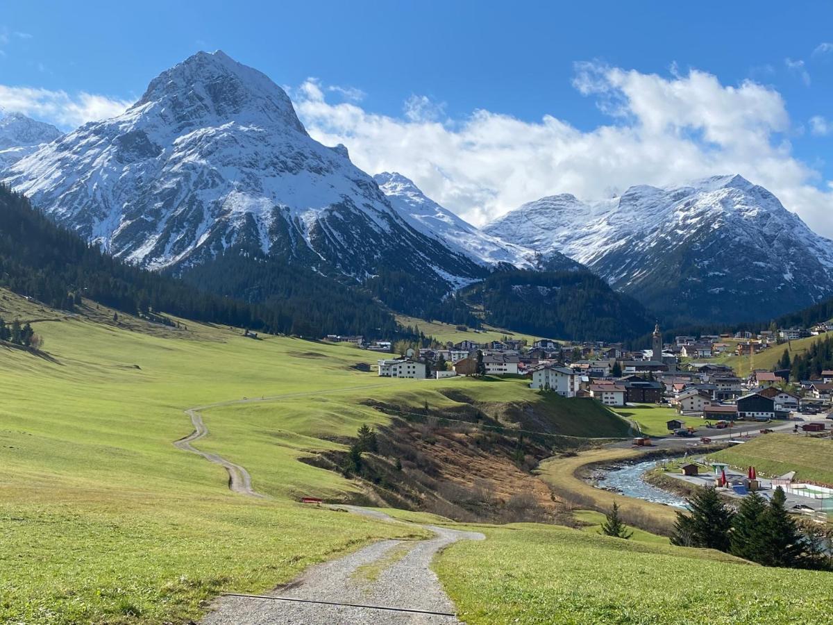 Haus Schrofenstein Bed & Breakfast Lech am Arlberg Luaran gambar