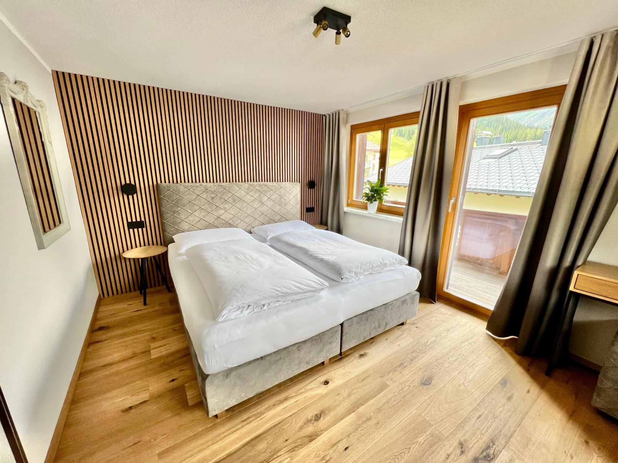 Haus Schrofenstein Bed & Breakfast Lech am Arlberg Luaran gambar